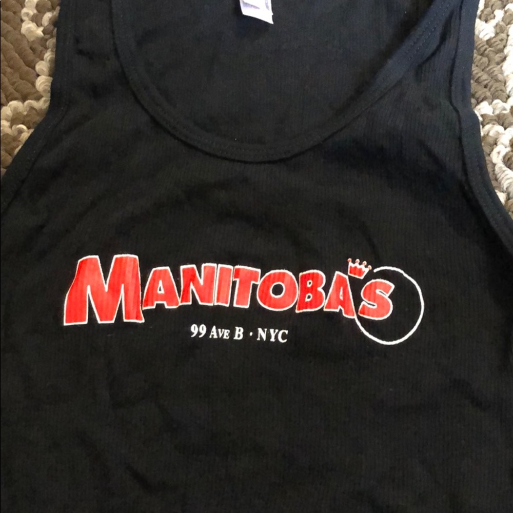 Manitoba’s tank top. Size L.